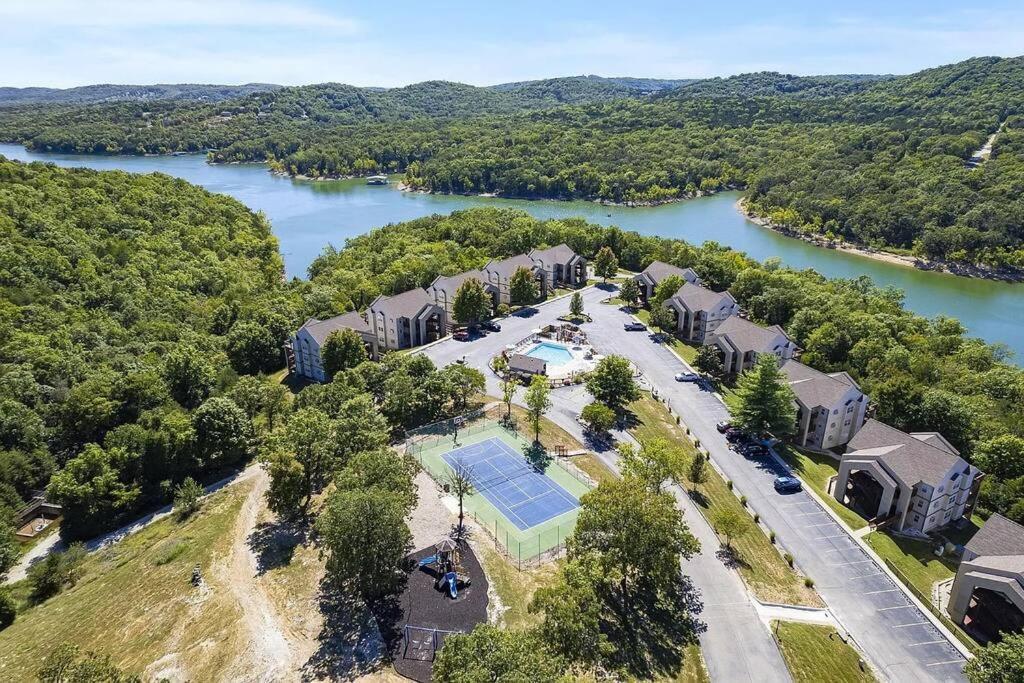Modern Comfort: Updated Cozy Condo In Indian Point Branson Dış mekan fotoğraf