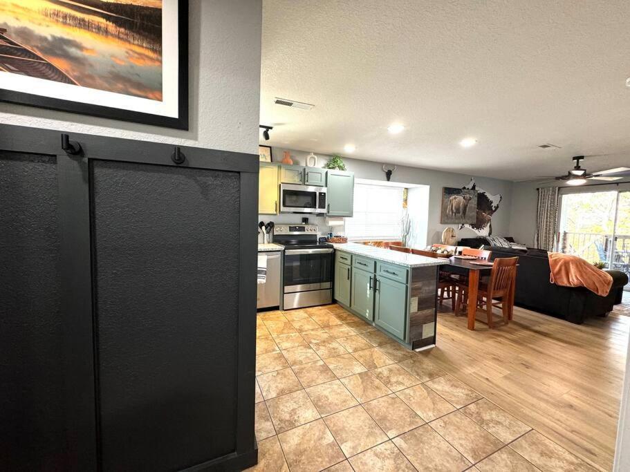 Modern Comfort: Updated Cozy Condo In Indian Point Branson Dış mekan fotoğraf